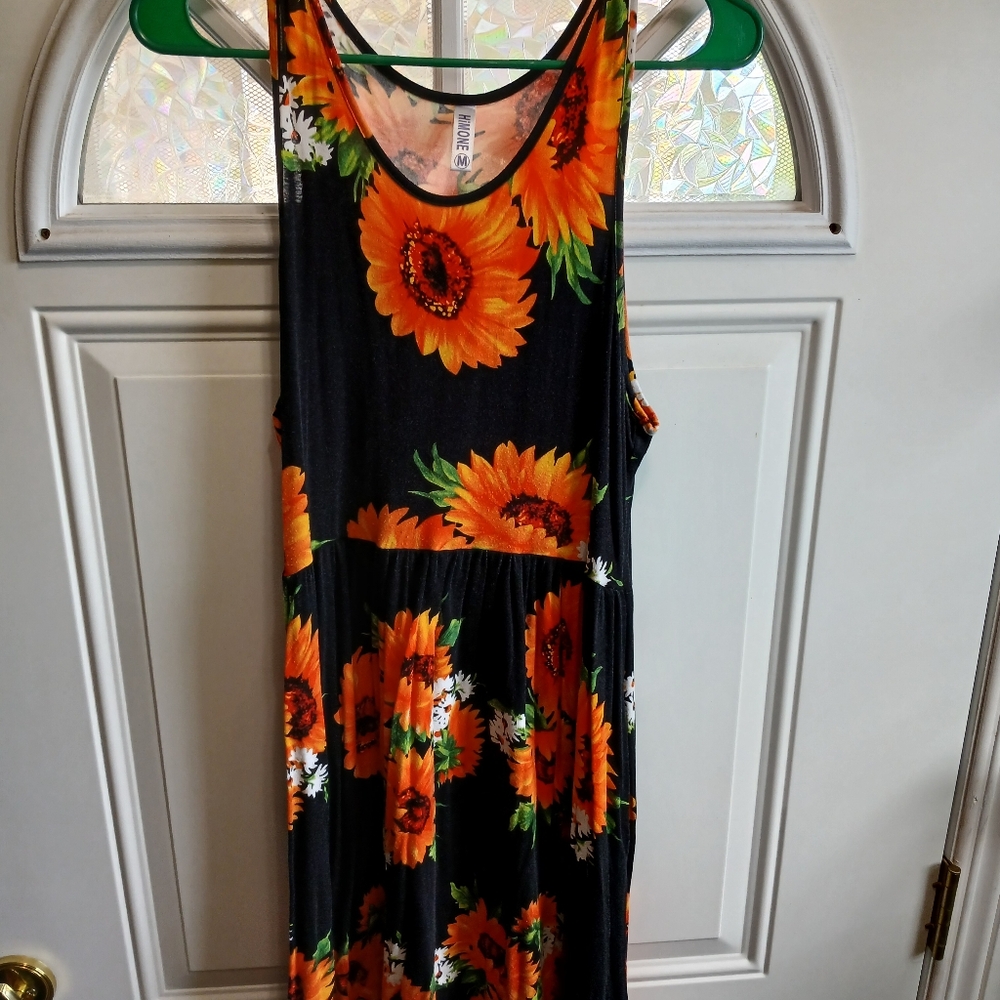 Dark Sunflower Dress With Pockets Size M